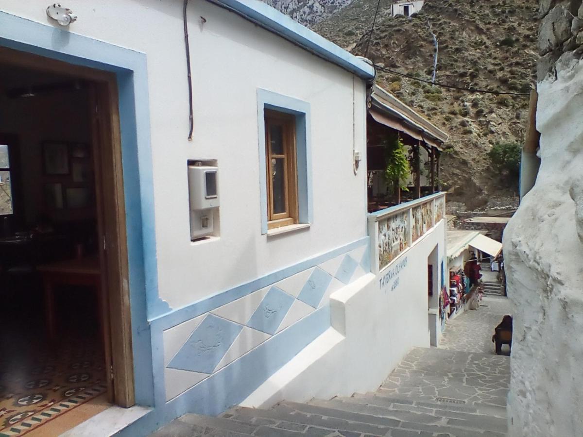 Olympos Apt With Amazing Mountain View מראה חיצוני תמונה