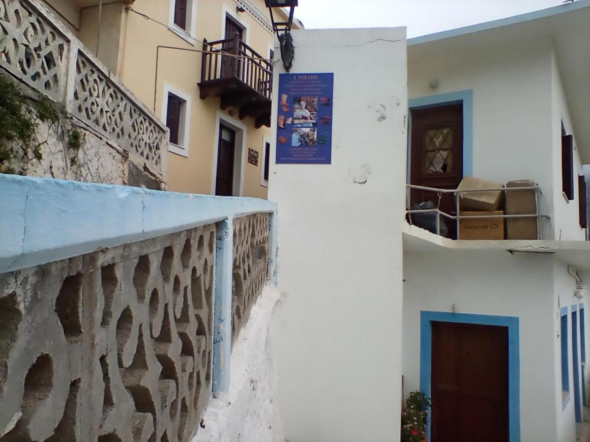 Olympos Apt With Amazing Mountain View מראה חיצוני תמונה